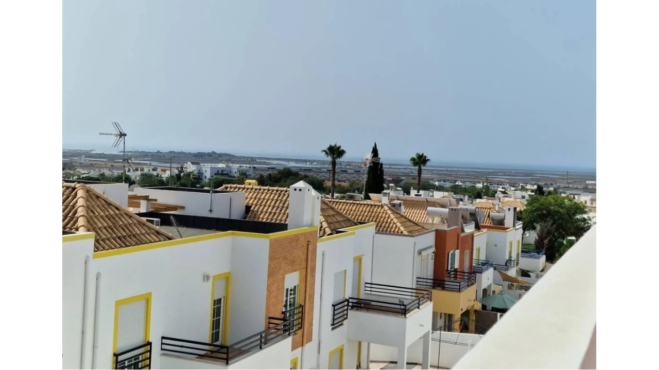 Moradia T4 para Venda em Tavira (Santa Maria e Santiago) Foto 3