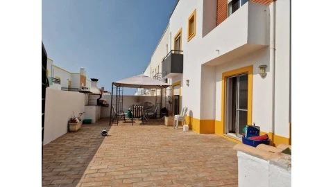 Moradia T4 para Venda em Tavira (Santa Maria e Santiago)
