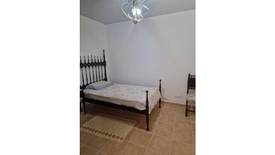 Quinta T2 para Venda em Santa Catarina da Fonte do Bispo Foto 7