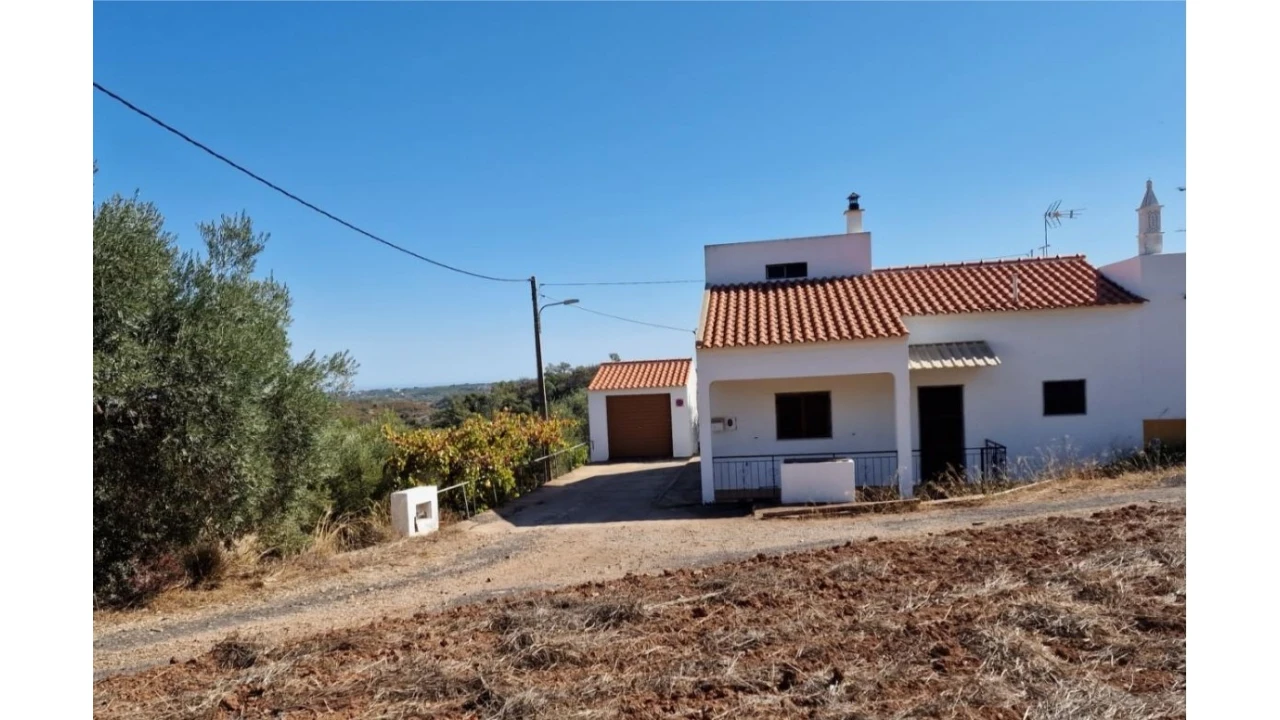 Quinta T1 para Venda em Santa Catarina da Fonte do Bispo Foto 1