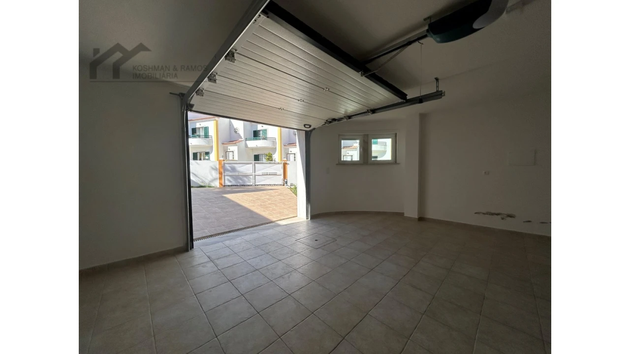 Moradia T3 para Venda em Ericeira Foto 54