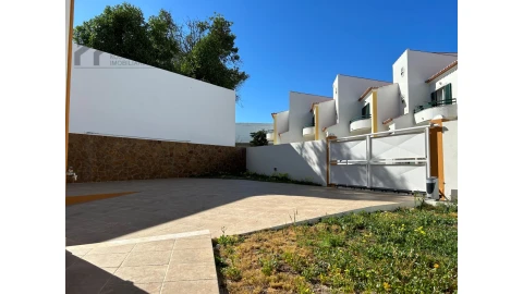 Moradia T3 para Venda em Ericeira