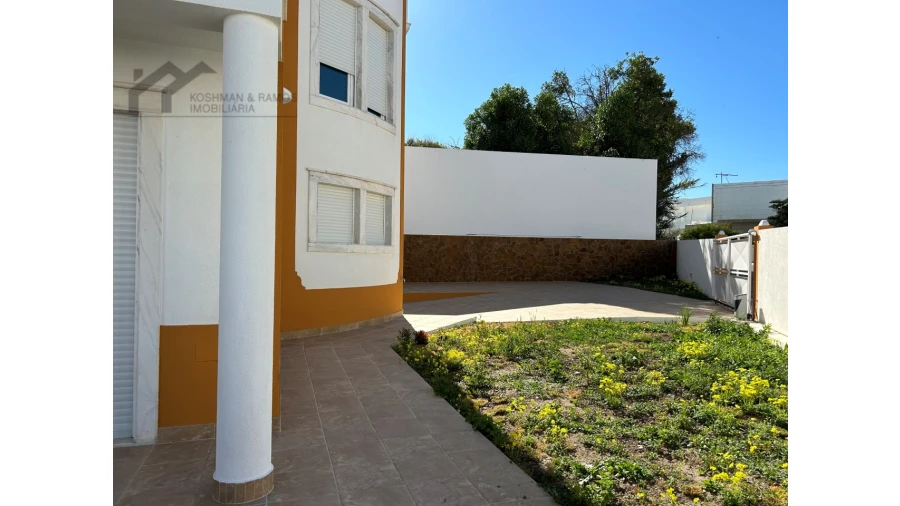 Moradia T3 para Venda em Ericeira Foto 8