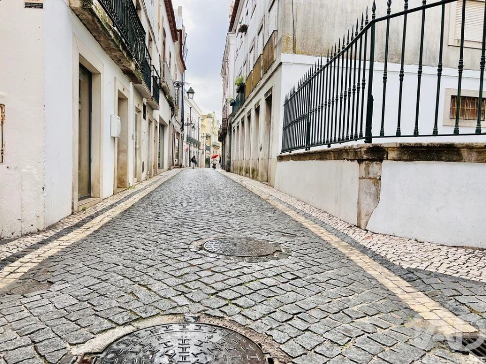 Apartamento T3 para Arrendamento em Romeira e Várzea Foto 13