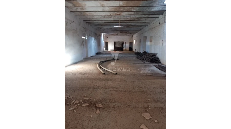 Armazém para Venda em Redondo Foto 13