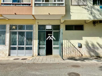 Negócio para Venda em Rio de Mouro