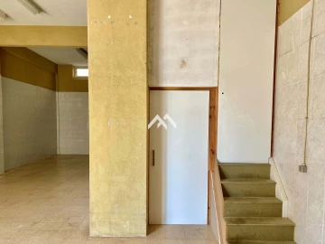 Negócio para Venda em Rio de Mouro