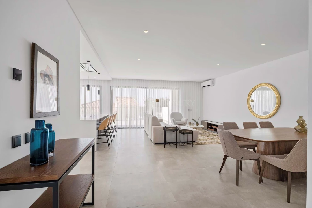 Apartamento T4 para Venda em Boliqueime Foto 15