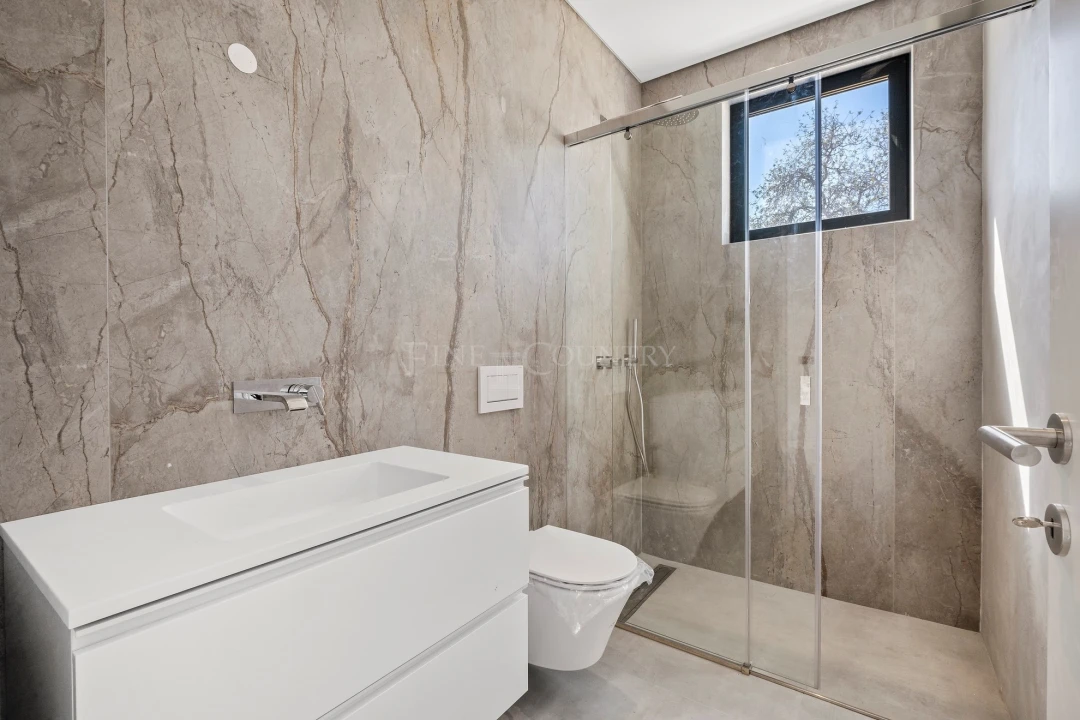 Apartamento T4 para Venda em Boliqueime Foto 30