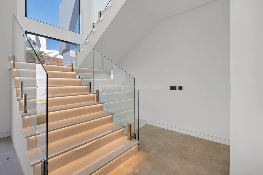 Apartamento T4 para Venda em Boliqueime Foto 18