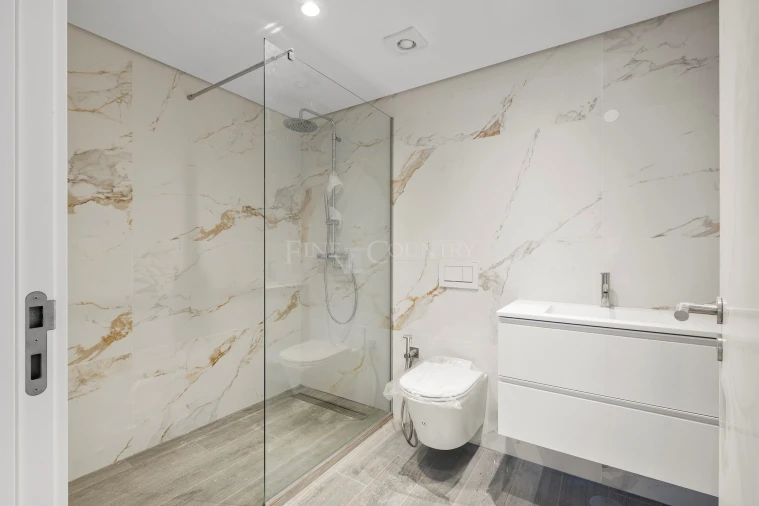 Apartamento T4 para Venda em Boliqueime Foto 36