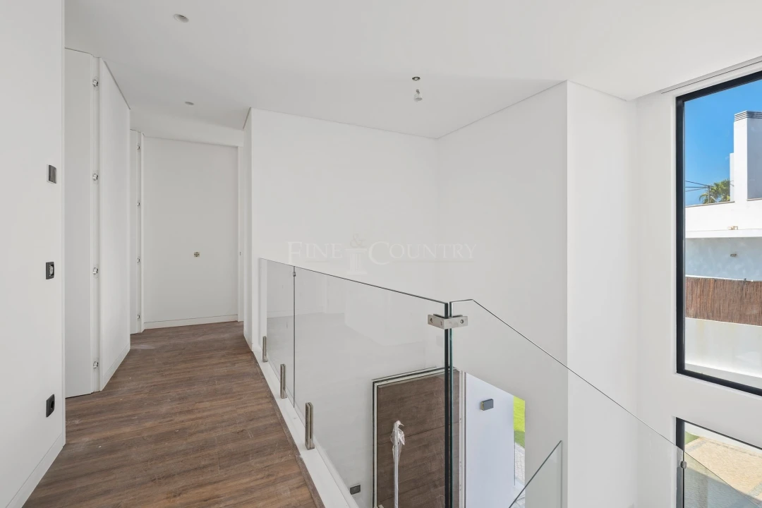 Apartamento T4 para Venda em Boliqueime Foto 31