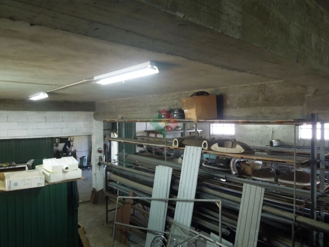 Armazém para Venda em Santa Maria da Devesa Foto 17