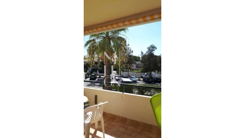 Apartamento para Venda em Quarteira