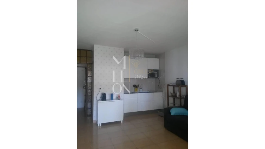 Apartamento para Venda em Quarteira Foto 5