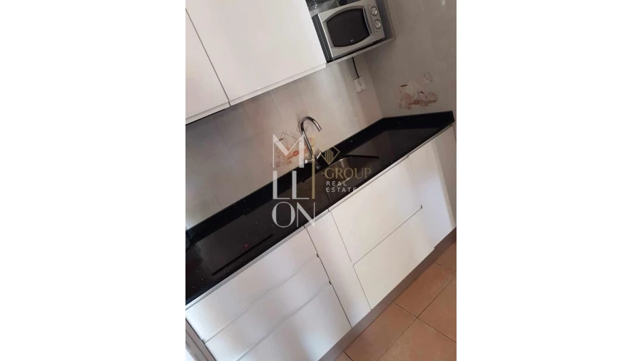 Apartamento para Venda em Quarteira Foto 6