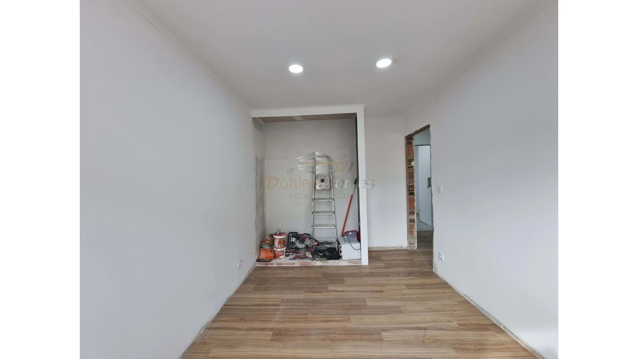 Apartamento T2 para Venda em Odivelas Foto 9
