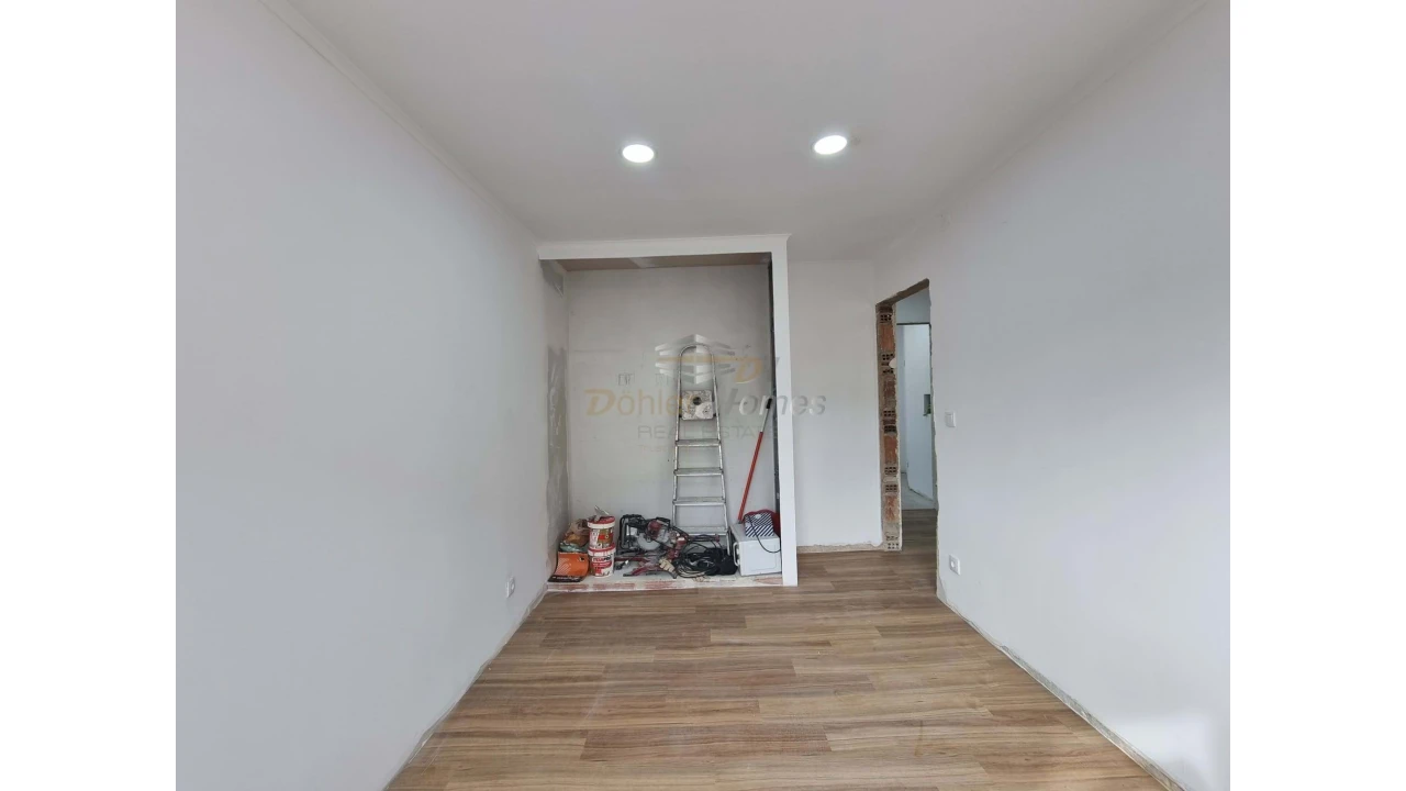 Apartamento T2 para Venda em Odivelas Foto 10