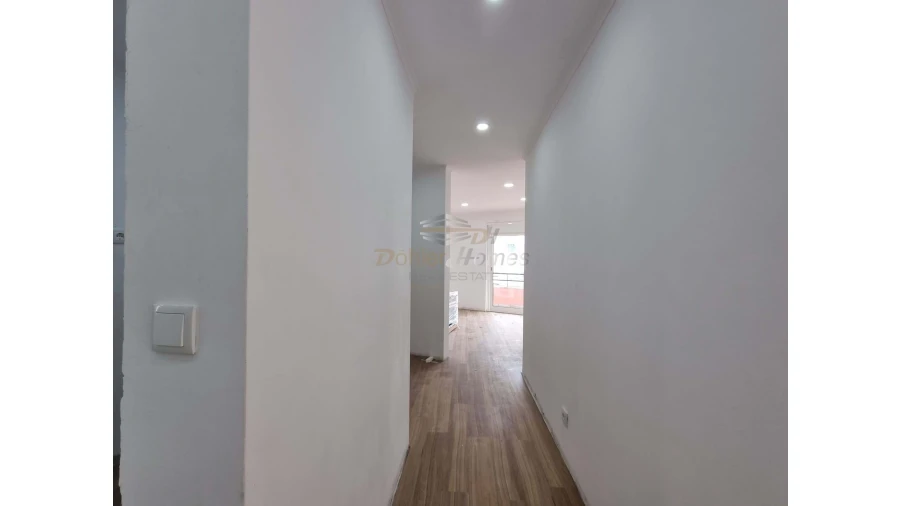 Apartamento T2 para Venda em Odivelas Foto 3