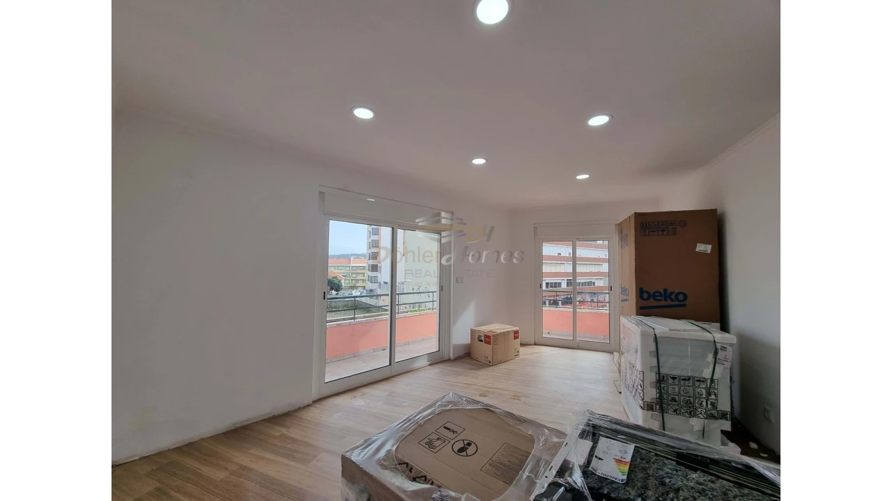 Apartamento T2 para Venda em Odivelas Foto 23