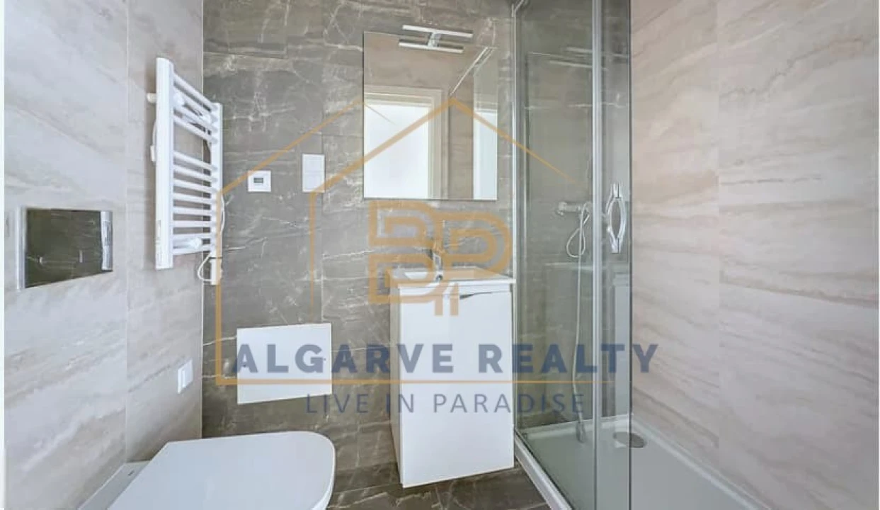 Apartamento T4 para Venda em Portimão Foto 20