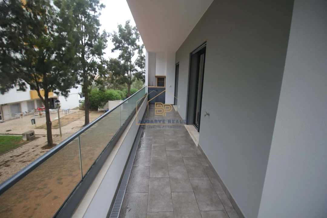 Apartamento T4 para Venda em Portimão Foto 4