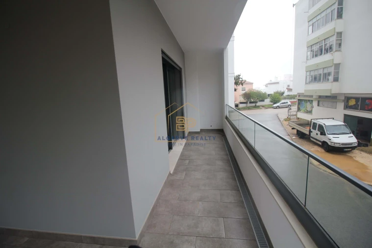 Apartamento T4 para Venda em Portimão Foto 5