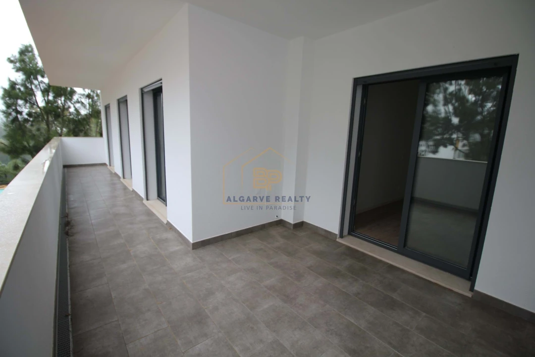 Apartamento T4 para Venda em Portimão Foto 12