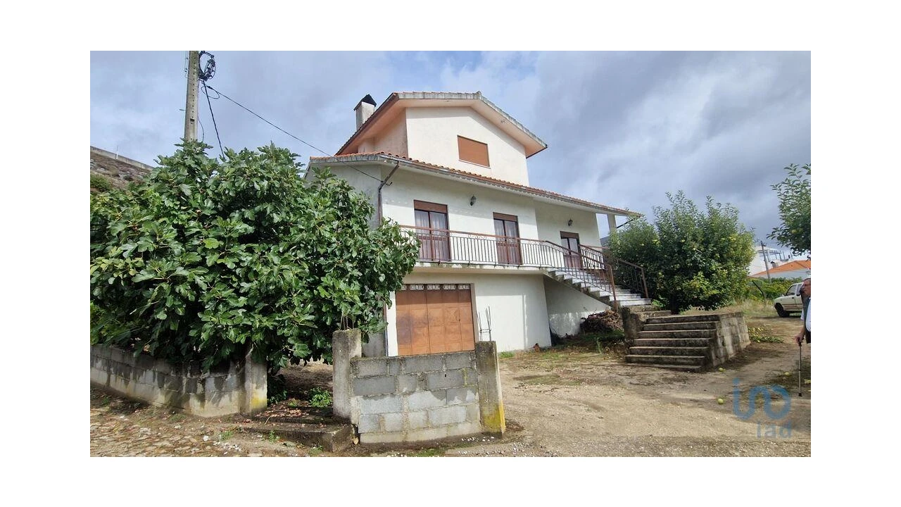 Moradia T3 para Venda em Cepões, Meijinhos e Melcões Foto 2