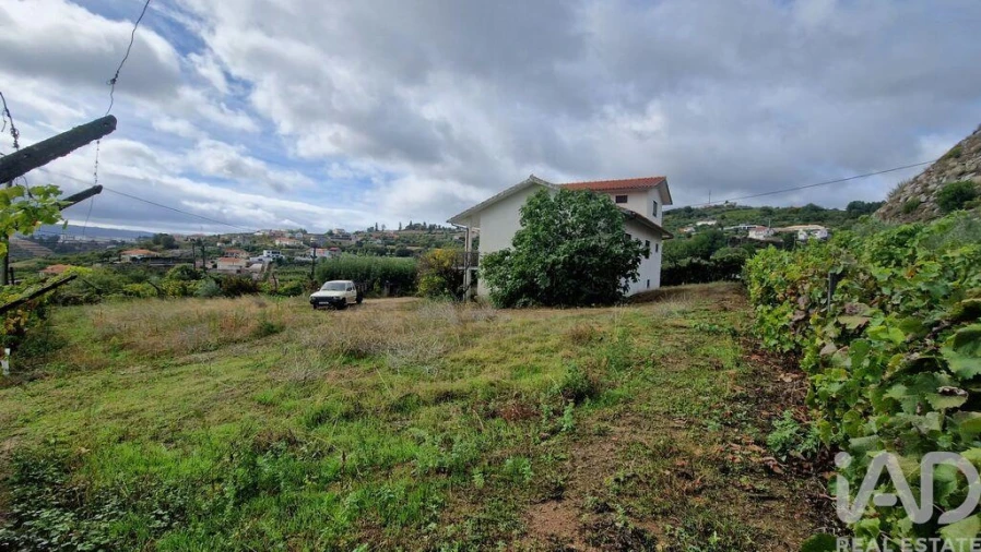 Moradia T3 para Venda em Cepões, Meijinhos e Melcões Foto 28