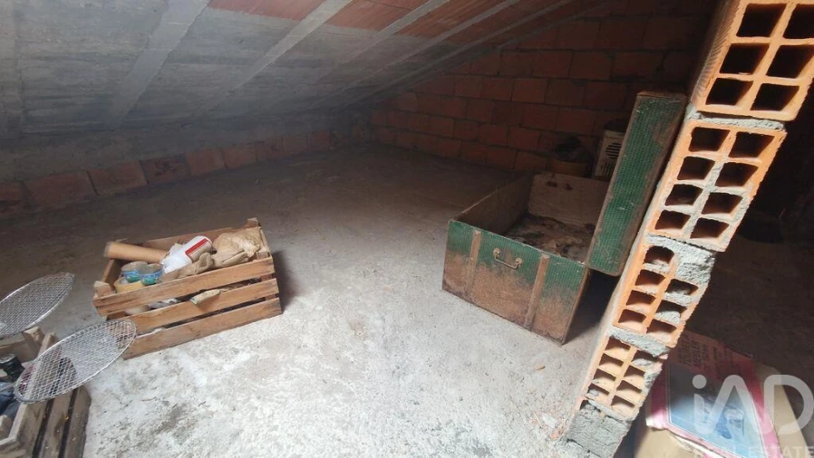 Moradia T3 para Venda em Cepões, Meijinhos e Melcões Foto 24