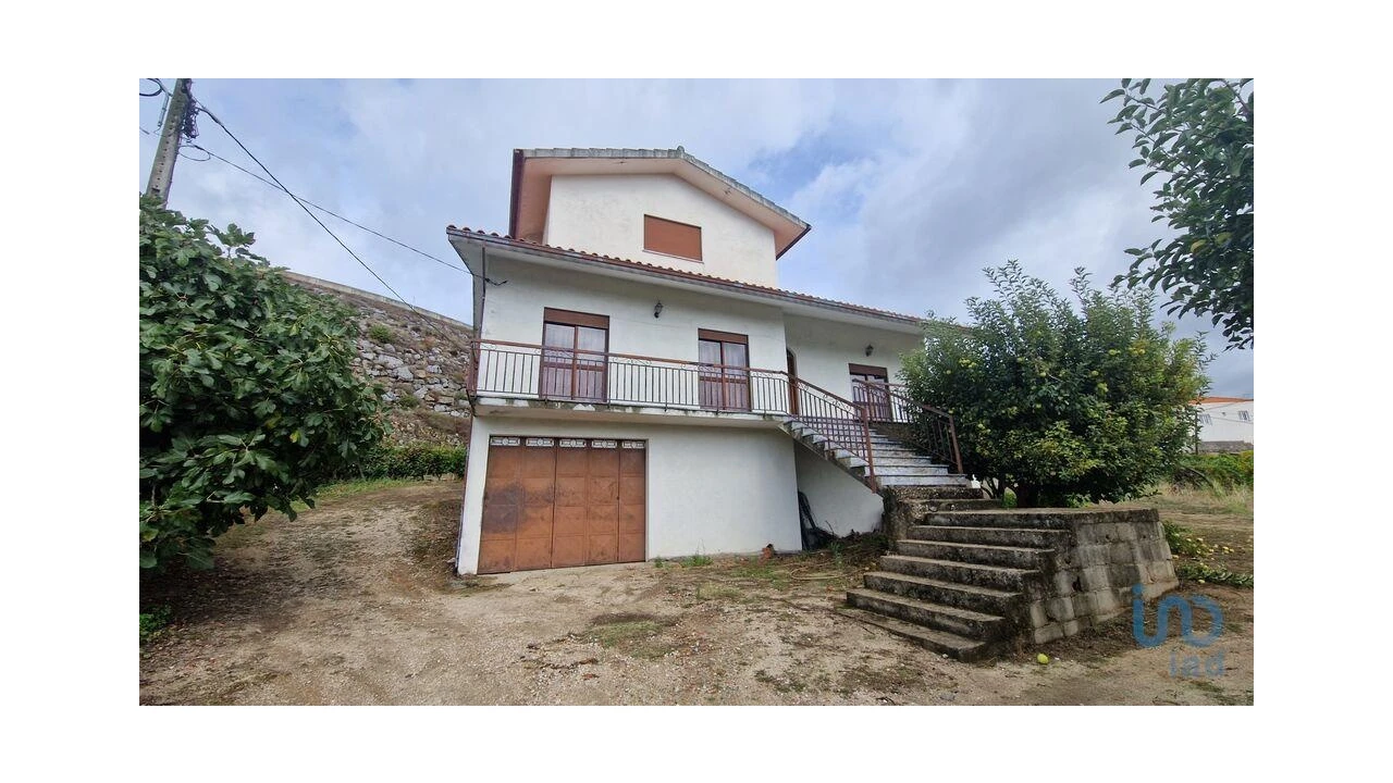 Moradia T3 para Venda em Cepões, Meijinhos e Melcões Foto 1