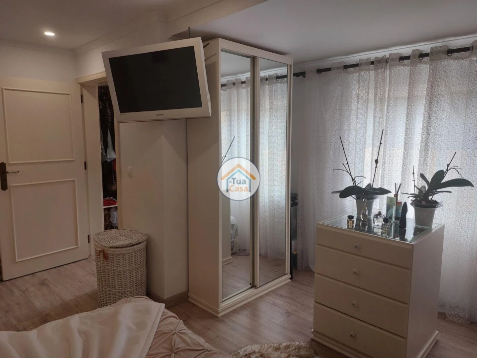 Quinta T3 para Venda em Santa Maria e São Miguel, São Martinho, São Pedro Penaferrim Foto 33