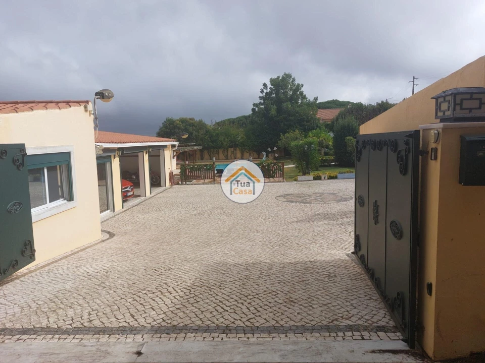 Quinta T3 para Venda em Santa Maria e São Miguel, São Martinho, São Pedro Penaferrim Foto 18