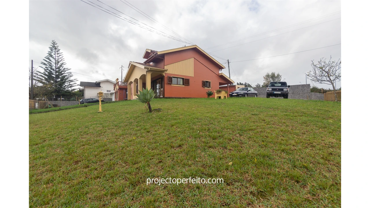 Moradia T5 para Venda em Esmoriz Foto 18