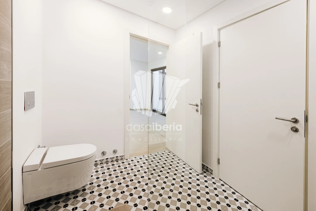 Apartamento T2 para Venda em Faro (Sé e São Pedro) Foto 95