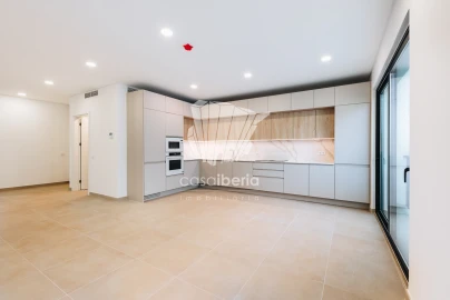Apartamento T2 para Venda em Faro (Sé e São Pedro)