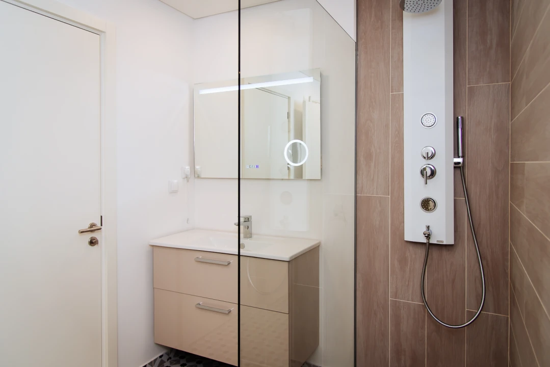 Apartamento T2 para Venda em Faro (Sé e São Pedro) Foto 17