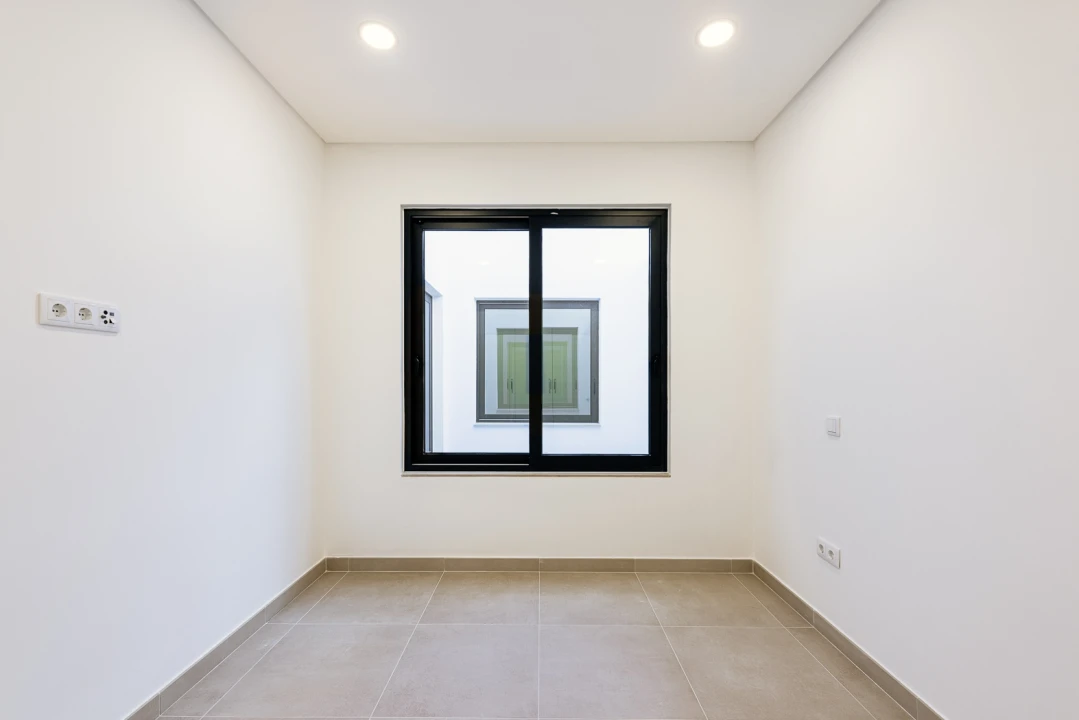 Apartamento T2 para Venda em Faro (Sé e São Pedro) Foto 40