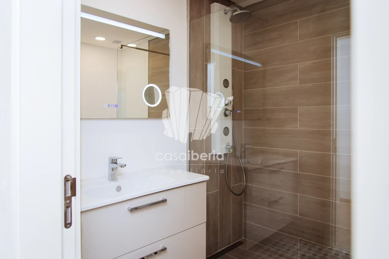 Apartamento T2 para Venda em Faro (Sé e São Pedro) Foto 75