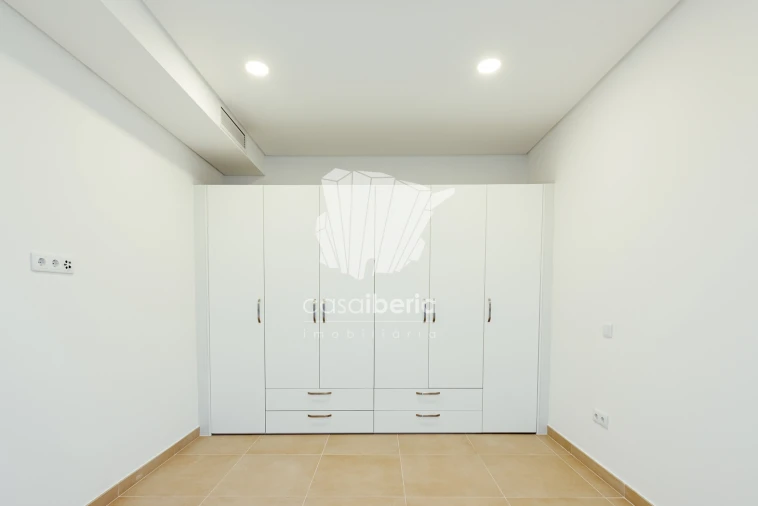 Apartamento T2 para Venda em Faro (Sé e São Pedro) Foto 102