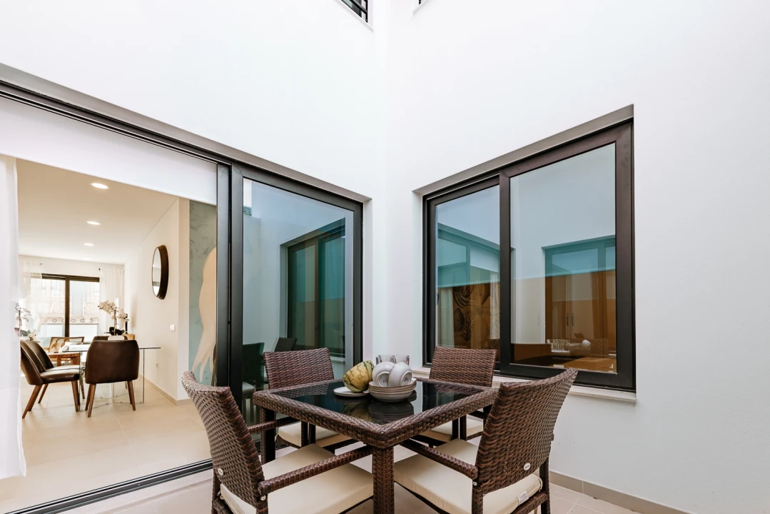 Apartamento T2 para Venda em Faro (Sé e São Pedro) Foto 4