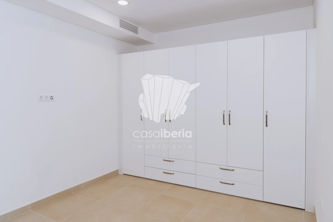 Apartamento T2 para Venda em Faro (Sé e São Pedro) Foto 64