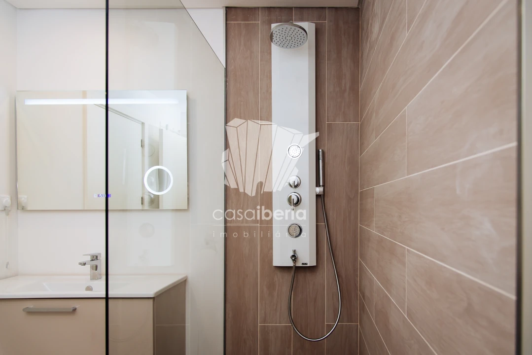 Apartamento T2 para Venda em Faro (Sé e São Pedro) Foto 73