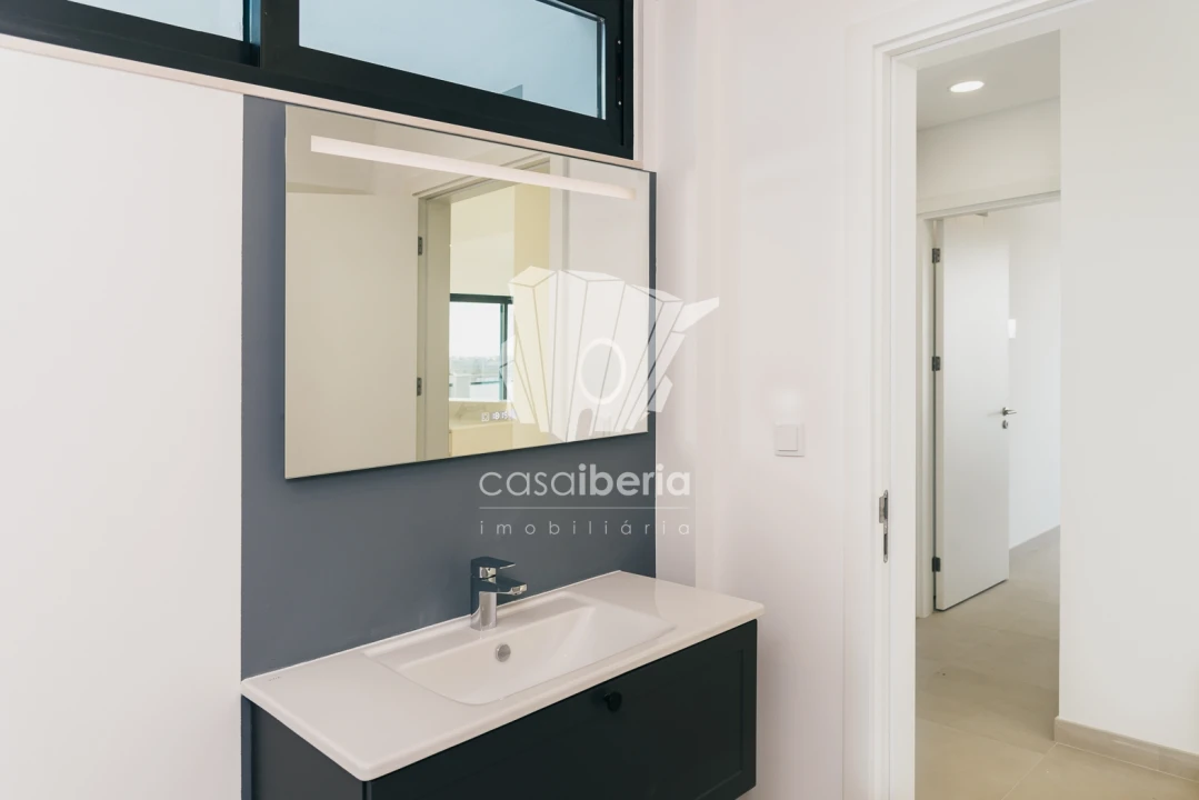 Apartamento T2 para Venda em Faro (Sé e São Pedro) Foto 80