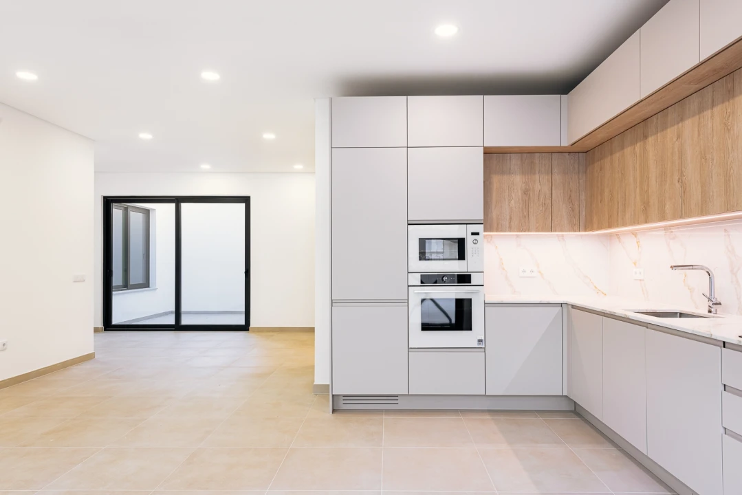 Apartamento T2 para Venda em Faro (Sé e São Pedro) Foto 34