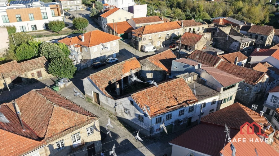 Moradia T4 para Venda em Cunha Baixa