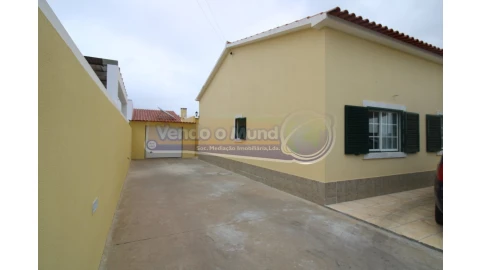 Moradia T3 para Venda em Marinhais