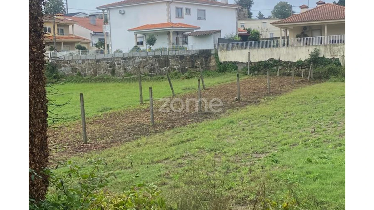 Moradia T4 para Venda em Rebordosa Foto 22