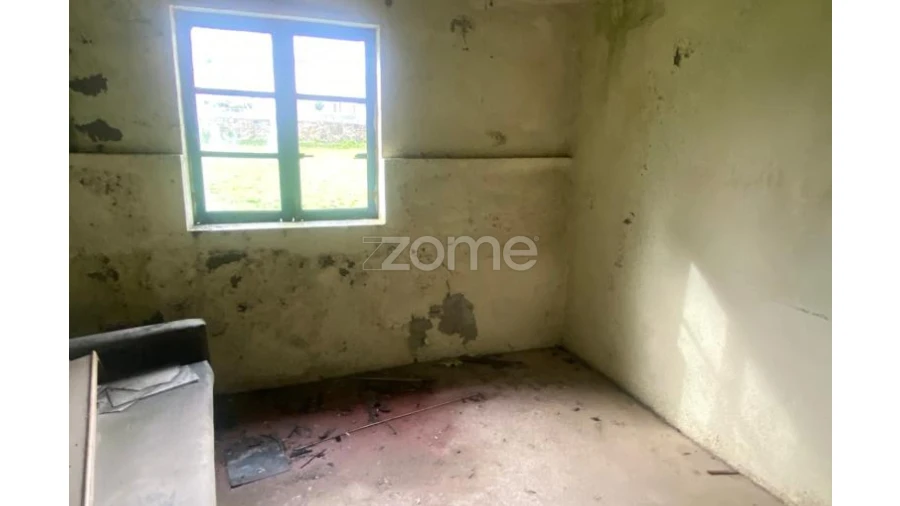 Moradia T4 para Venda em Rebordosa Foto 19